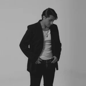 f768x1-504769_504896_79